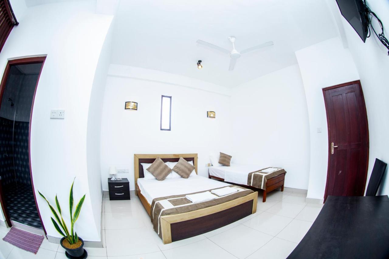 Anthuan Residence Negombo Exterior foto