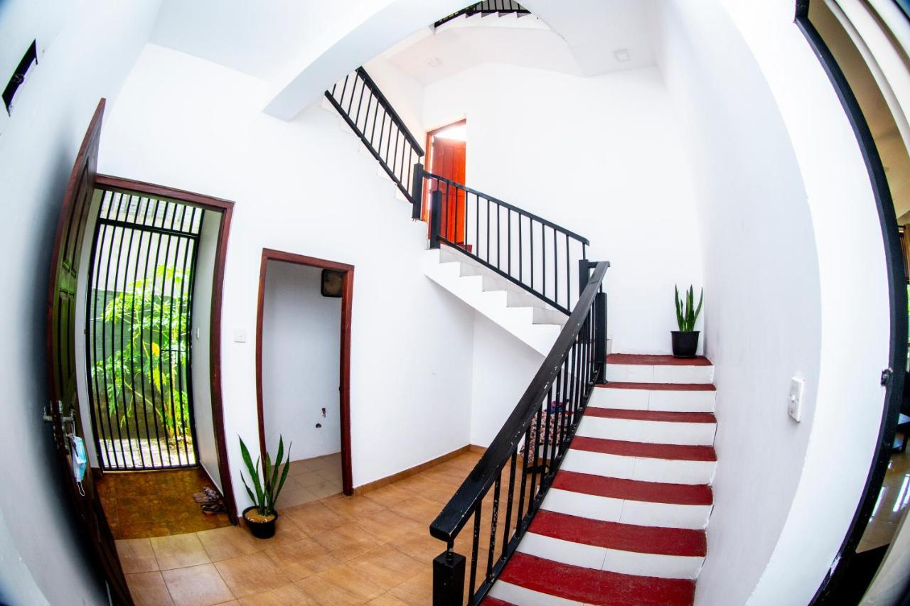 Anthuan Residence Negombo Exterior foto